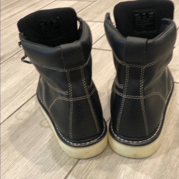 Wolverine Men's Black Boots - Picture 4 of 6